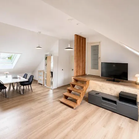 Modernes In Mit Parkplatz Apartment Isernhagen